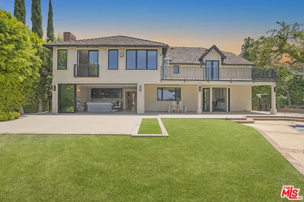 $6,950,000 | 15515 Collina Strada, Los Angeles, CA 90077