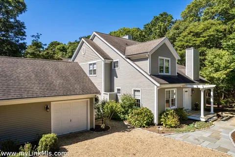 $1,250,000 | 261 Sandpiper Lane, Unit 12, Vineyard Haven, MA 02568