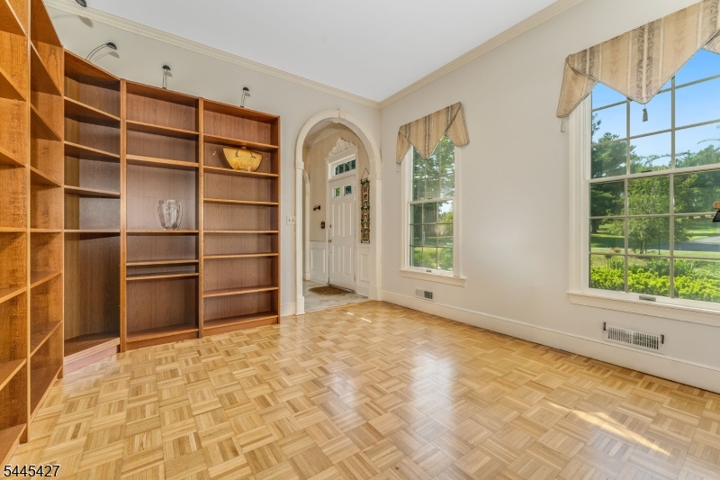 38 Larsen Road Ringoes, NJ 08551 - Photo 5 of 49