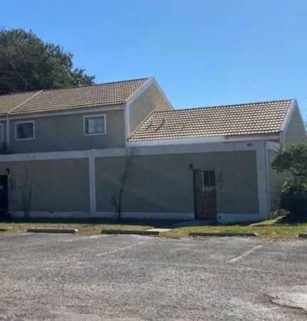 $1,395 | 800 North San Jacinto Street, Unit 201, Conroe, TX 77301