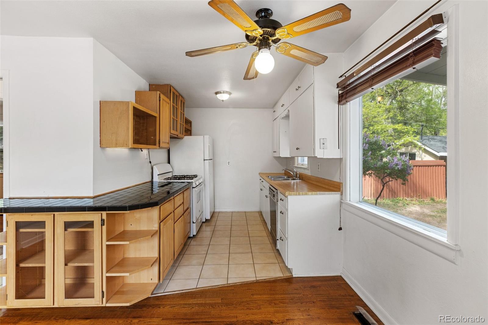 1527 West Cheyenne Road Colorado Springs, CO 80906 - Photo 13 of 50 Gallery Image 13