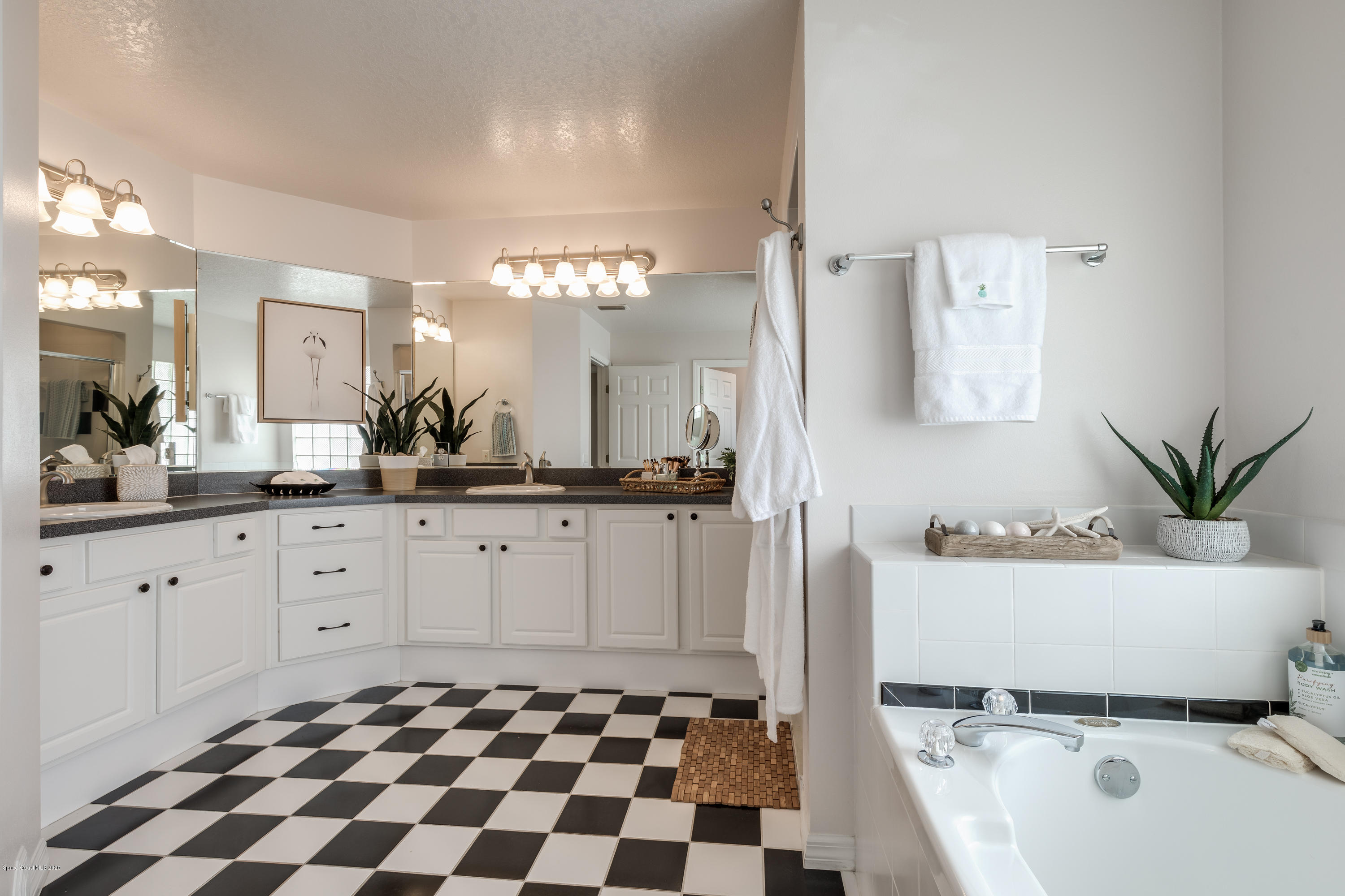 23 River Ridge Drive Rockledge, FL 32955 - Photo 23 of 44 Master Bath
