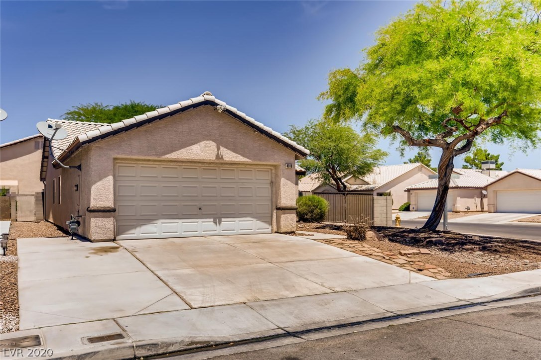 4318 Ranch Foreman Road North Las Vegas, NV 89032 - Photo 1 of 27