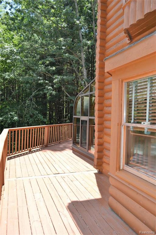 6556 Crooked Lake Road Brighton, MI 48116 - Photo 12 of 34