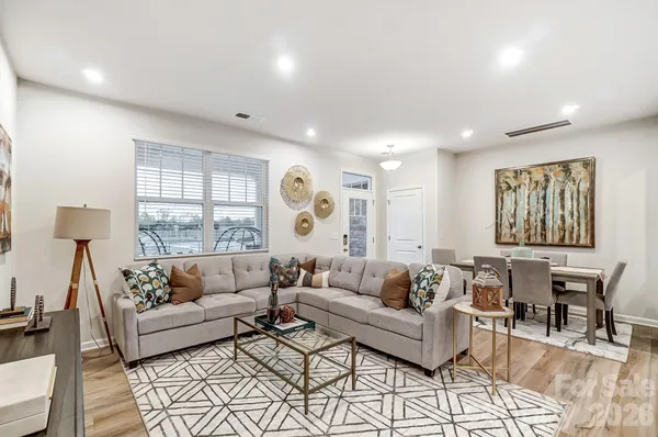 $359,990 | 3822 Cheyney Park Drive, Charlotte, NC 28269