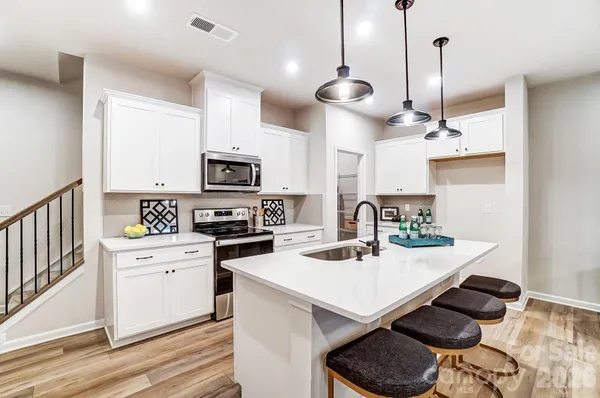 $359,990 | 3822 Cheyney Park Drive, Charlotte, NC 28269