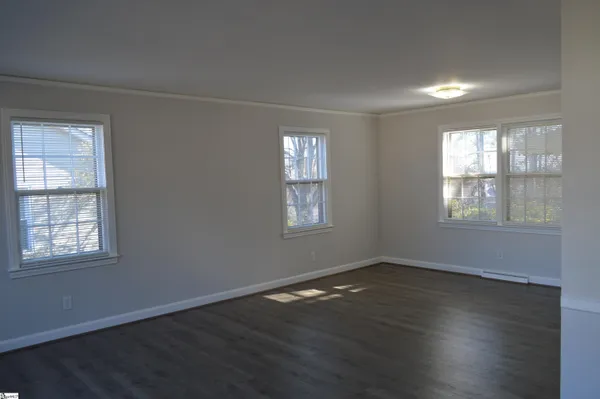 $1,795 | 206 Hillside Drive, Greer, SC 29651