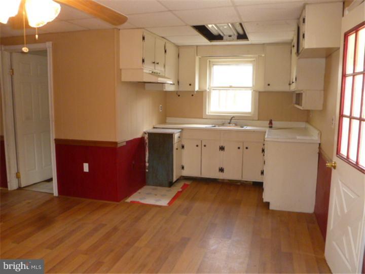 1320 Telegraph Road Coatesville, PA 19320 - Photo 3 of 7 Gallery Image 3