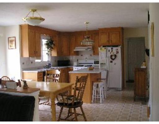 11 Gavins Pond Road Sharon, MA 02067 - Photo 5 of 16 Gallery Image 5