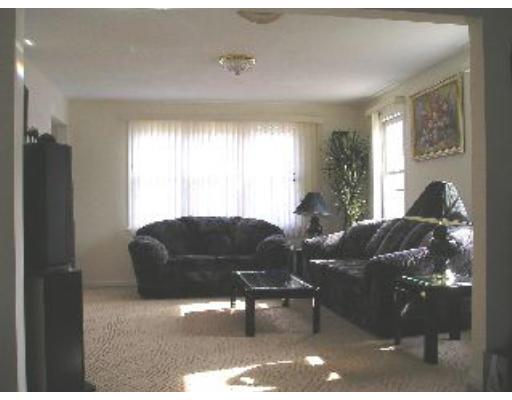 11 Gavins Pond Road Sharon, MA 02067 - Photo 7 of 16 Gallery Image 7