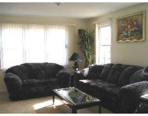 11 Gavins Pond Road Sharon, MA 02067 - Photo 8 of 16 Gallery Image 8