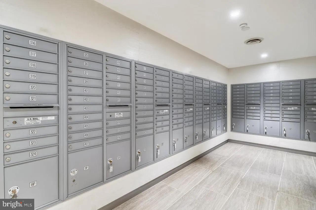 4141 North Henderson Road, Unit 322 Arlington, VA 22203 - Photo 33 of 53 a view of empty room