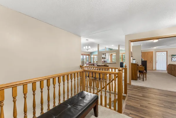 $475,000 | 33584 Washington Street Northeast, Cambridge, MN 55008
