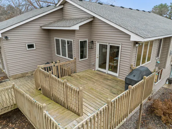 $475,000 | 33584 Washington Street Northeast, Cambridge, MN 55008