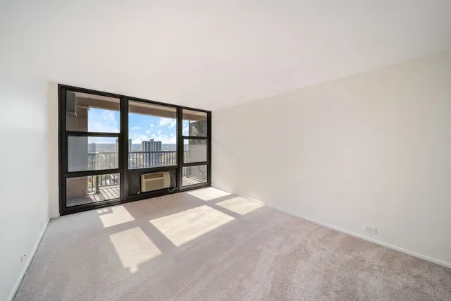 $150,000 | 2605 South Indiana Avenue, Unit 2107, Chicago, IL 60616