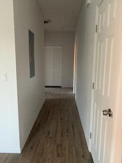 513 North 9th Street, Unit B Fort Pierce, FL 34950 - Photo 3 of 10 Hallway