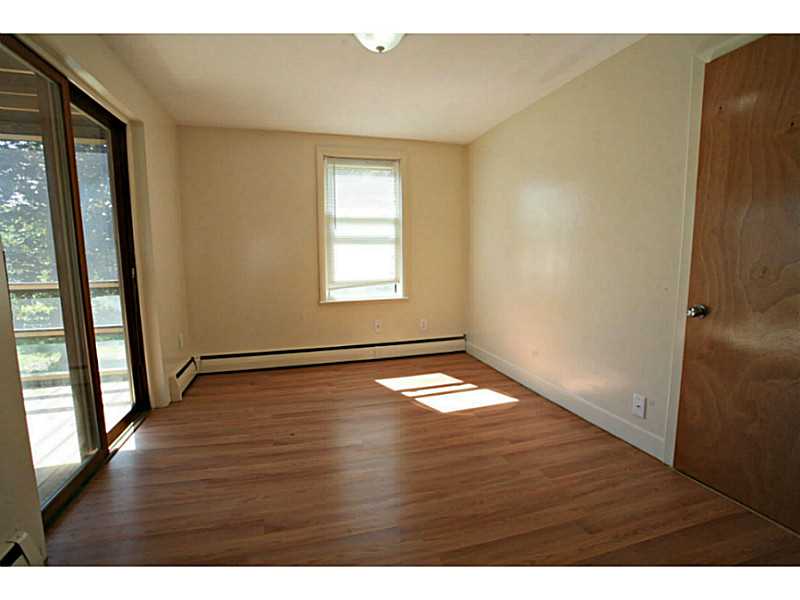 49 Madison Street Pawtucket, RI 02861 - Photo 15 of 22 Studio/Study/Office.