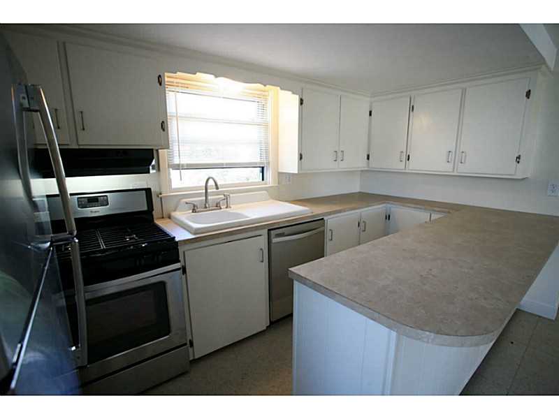 49 Madison Street Pawtucket, RI 02861 - Photo 6 of 22 Kitchen.