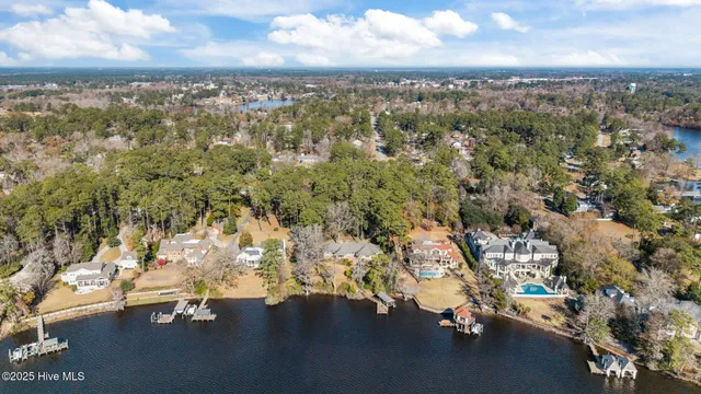 $2,495,000 | 5003 Trent Woods Drive, Trent Woods, NC 28562