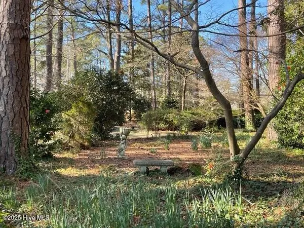 $2,495,000 | 5003 Trent Woods Drive, Trent Woods, NC 28562