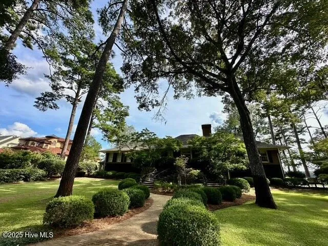 $2,495,000 | 5003 Trent Woods Drive, Trent Woods, NC 28562
