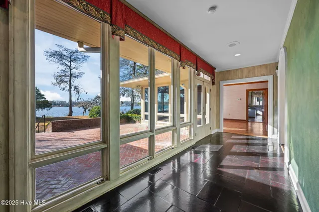 $2,495,000 | 5003 Trent Woods Drive, Trent Woods, NC 28562