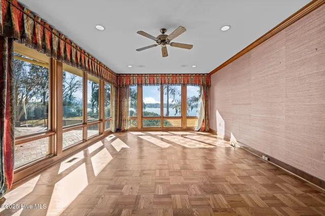 $2,495,000 | 5003 Trent Woods Drive, Trent Woods, NC 28562