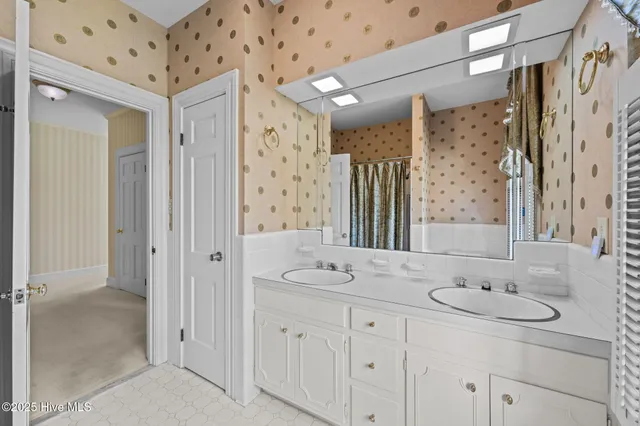 $2,495,000 | 5003 Trent Woods Drive, Trent Woods, NC 28562