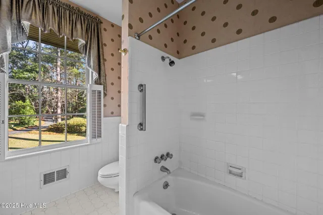 $2,495,000 | 5003 Trent Woods Drive, Trent Woods, NC 28562