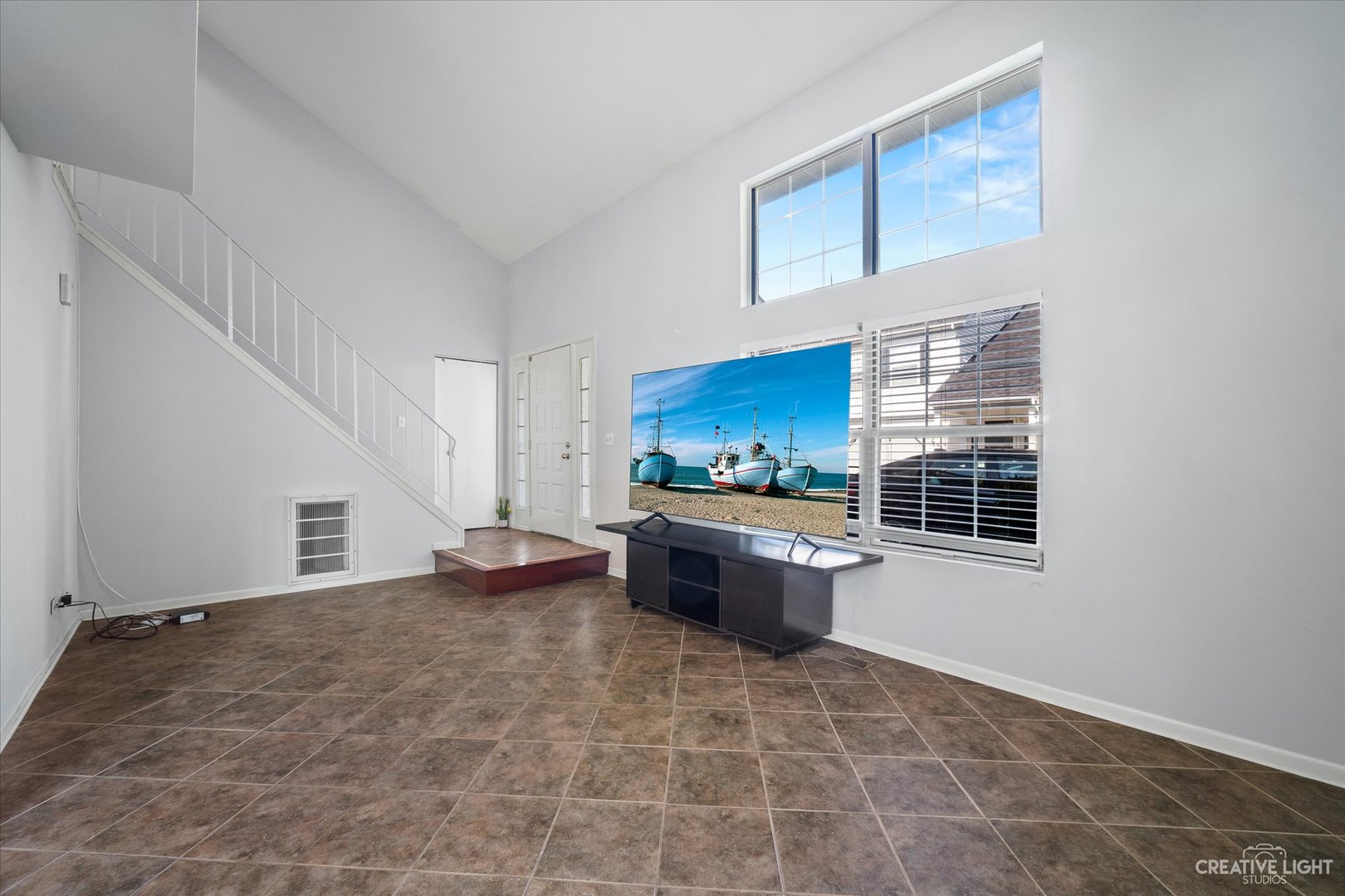 581 East Avenue Streamwood, IL 60107 - Photo 4 of 21