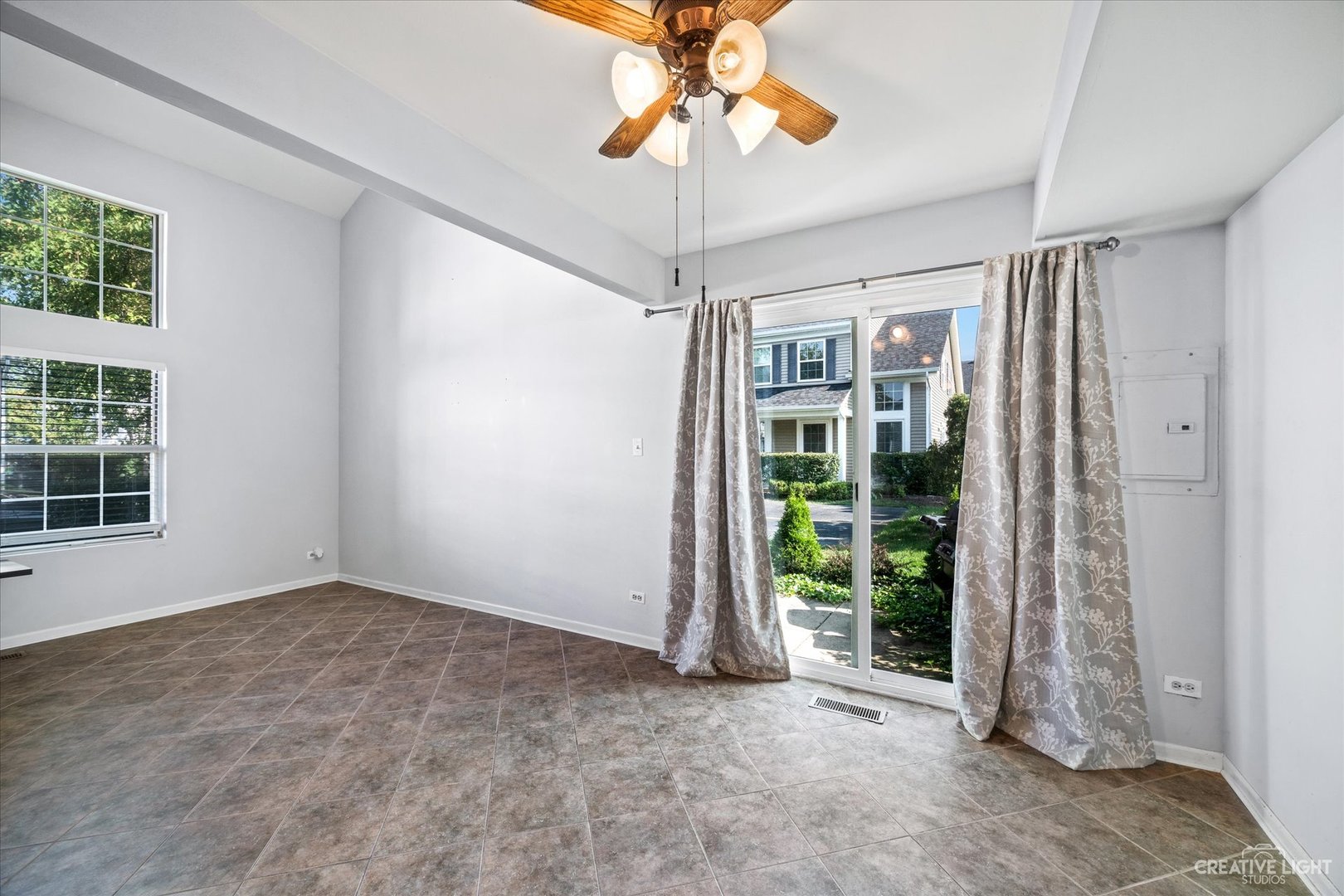 581 East Avenue Streamwood, IL 60107 - Photo 6 of 21