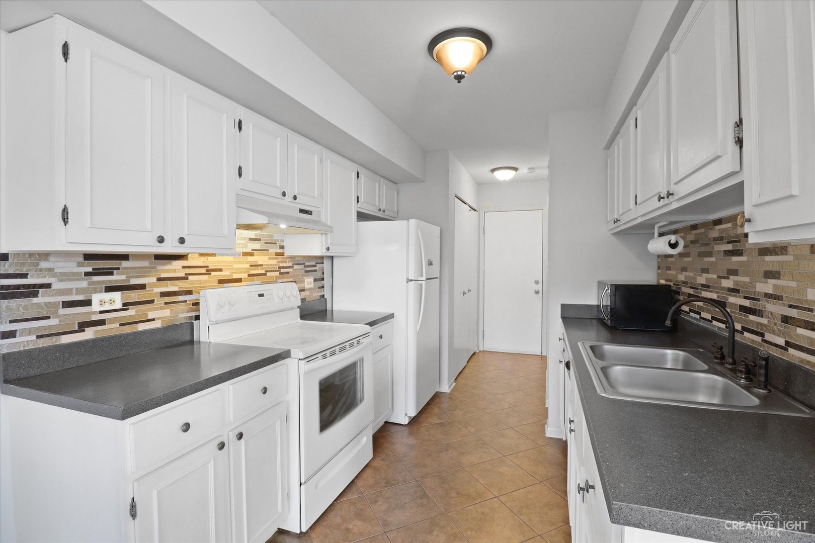 581 East Avenue Streamwood, IL 60107 - Photo 7 of 21