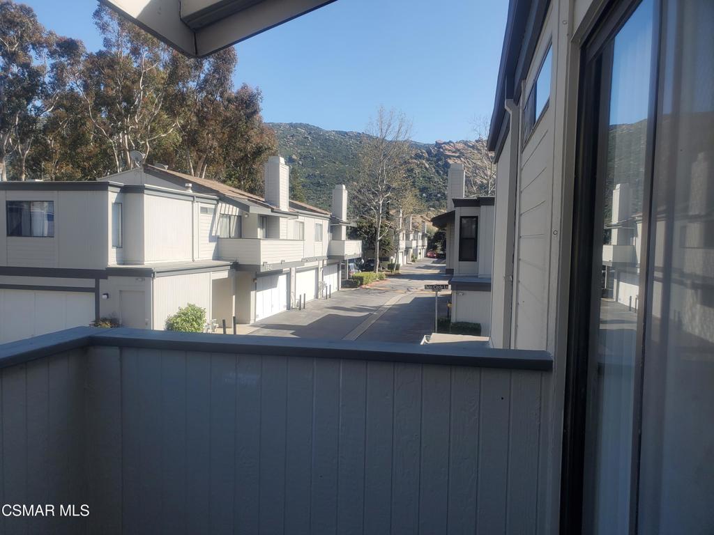 6525 Twin Cir Lane, Unit 2 Simi Valley, CA 93063 - Photo 13 of 16