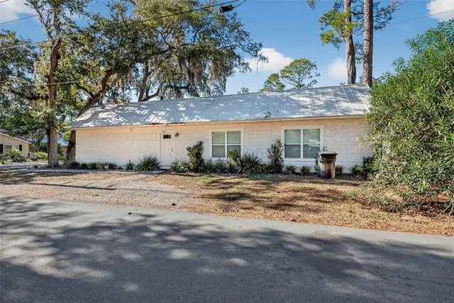 $2,000 | 301 3rd Avenue, St. Simons Island, GA 31522