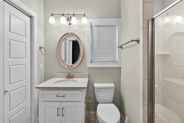 $2,000 | 301 3rd Avenue, St. Simons Island, GA 31522