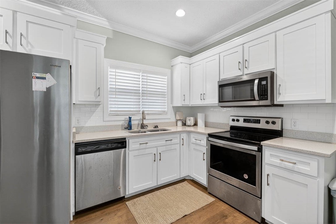 301 3rd Avenue St. Simons Island, GA 31522 - Photo 7 of 24