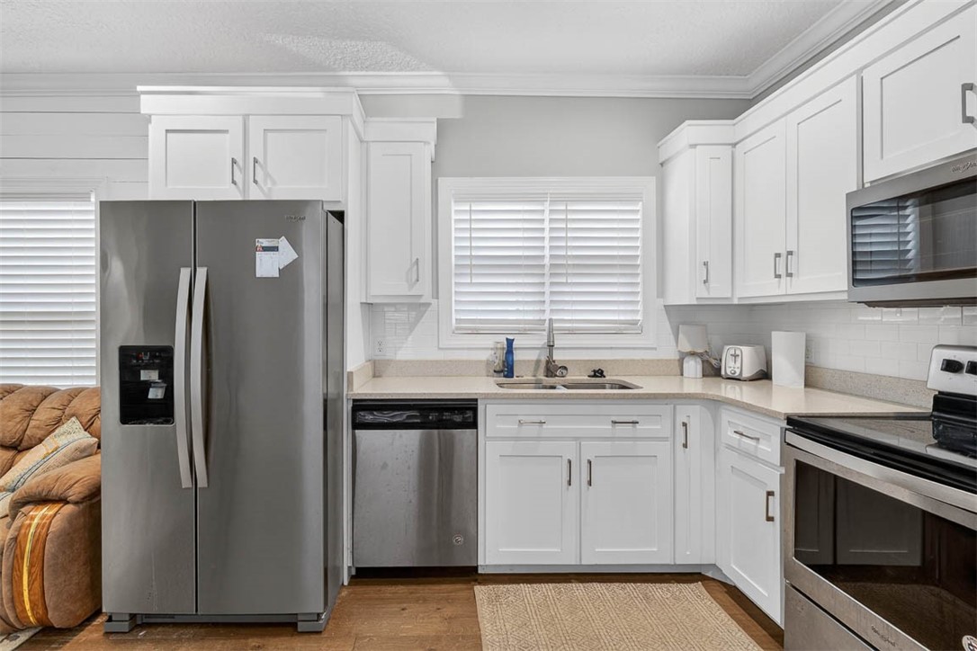 301 3rd Avenue St. Simons Island, GA 31522 - Photo 8 of 24