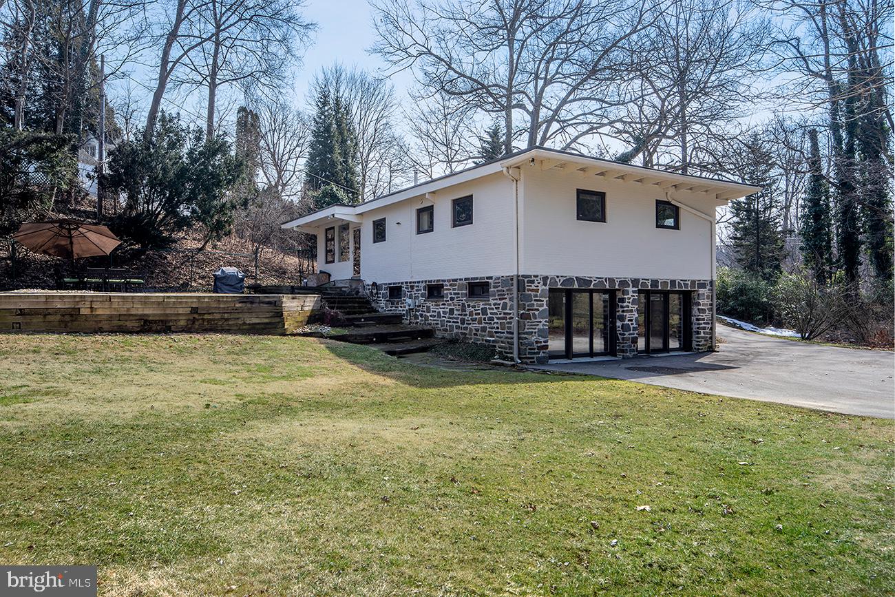 631 Righters Mill Road Narberth, PA 19072 - Photo 3 of 26 Exterior