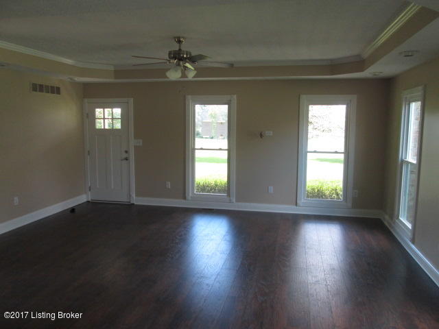 101 Helson Road Simpsonville, KY 40067 - Photo 3 of 22 Great Room