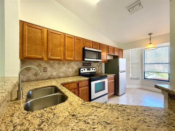$1,900 | 7872 Sugar View Court, Unit 7872, Orlando, FL 32819