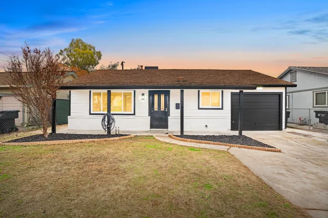 $324,999 | 580 Lampasas Avenue, Sacramento, CA 95815