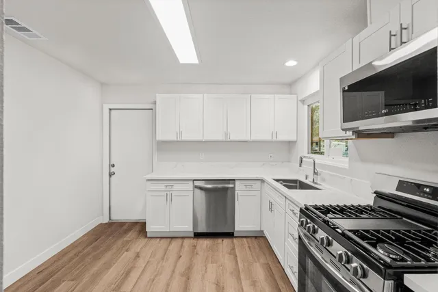 $324,999 | 580 Lampasas Avenue, Sacramento, CA 95815