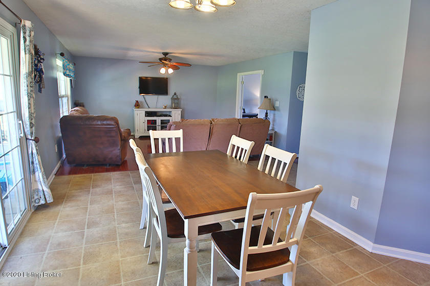 8304 Independence School Road Louisville, KY 40228 - Photo 13 of 40 m
