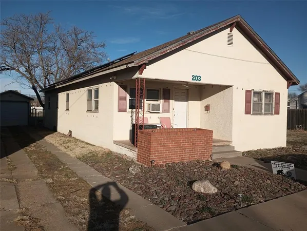 $94,000 | 203 7th Street, Memphis, TX 79245