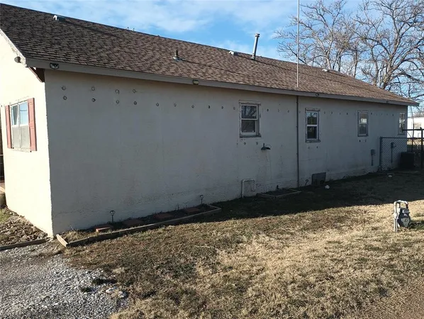 $94,000 | 203 7th Street, Memphis, TX 79245