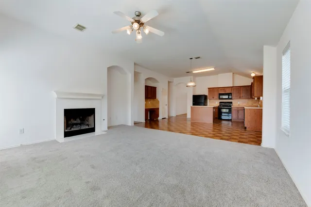 $2,100 | 18535 Melissa Springs Drive, Tomball, TX 77375