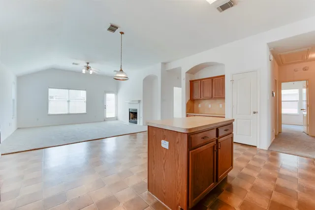 $2,100 | 18535 Melissa Springs Drive, Tomball, TX 77375