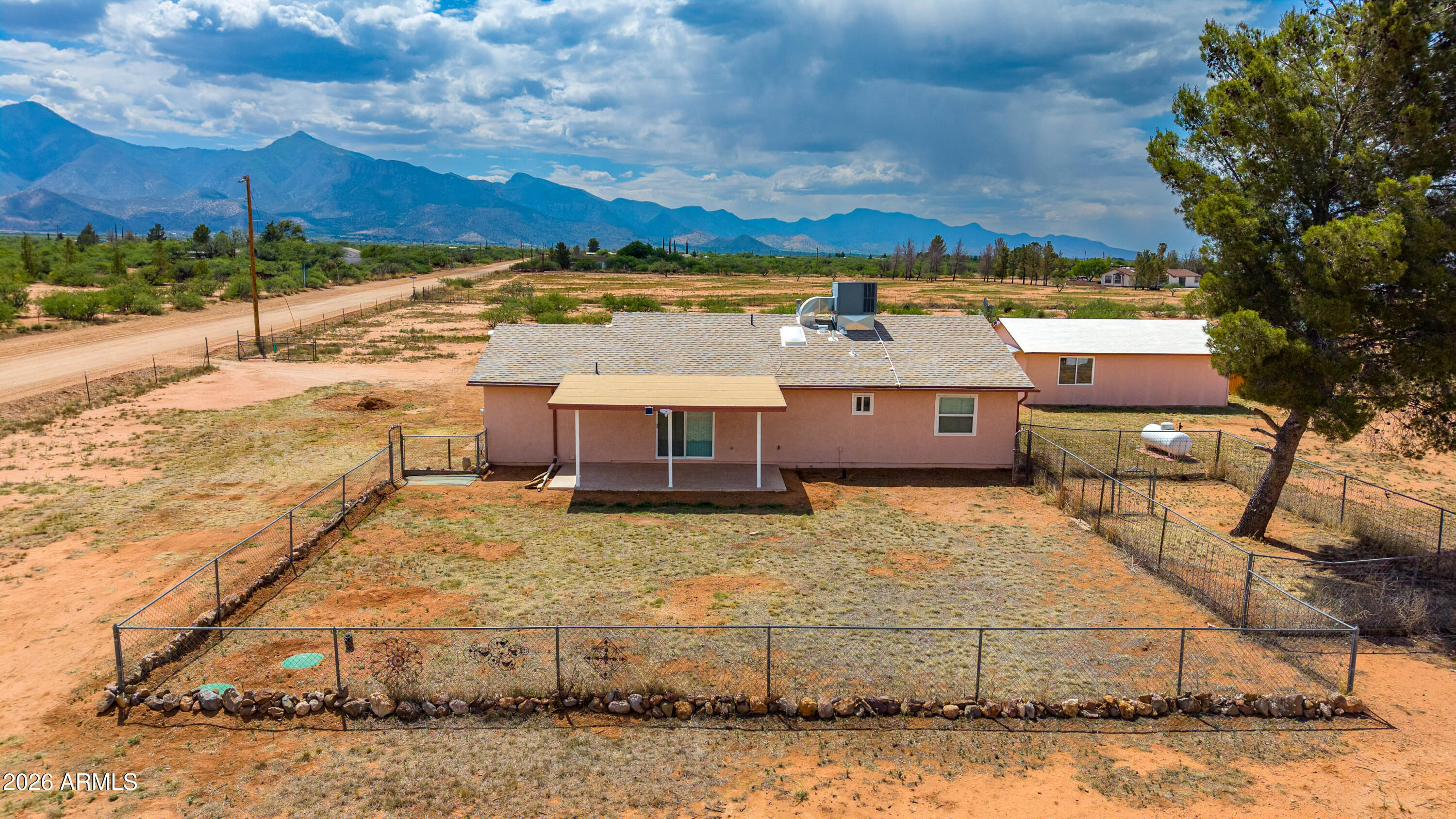 8169 East Larson Road Hereford, AZ 85615 - Photo 2 of 19