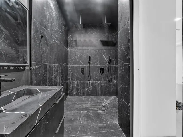 $18,900 | 3010 Alton Road, Miami Beach, FL 33140