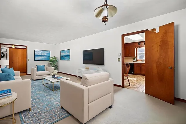 $350,000 | 736 Middlebrook Road, Staunton, VA 24401